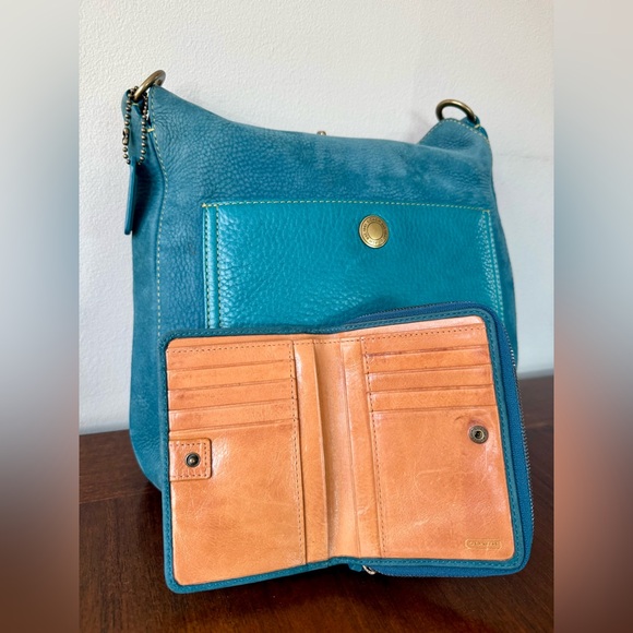 Vintage Coach Nubuc Chelsea Large Hobo in Teal and Compact Wallet - Picture 8 of 14
